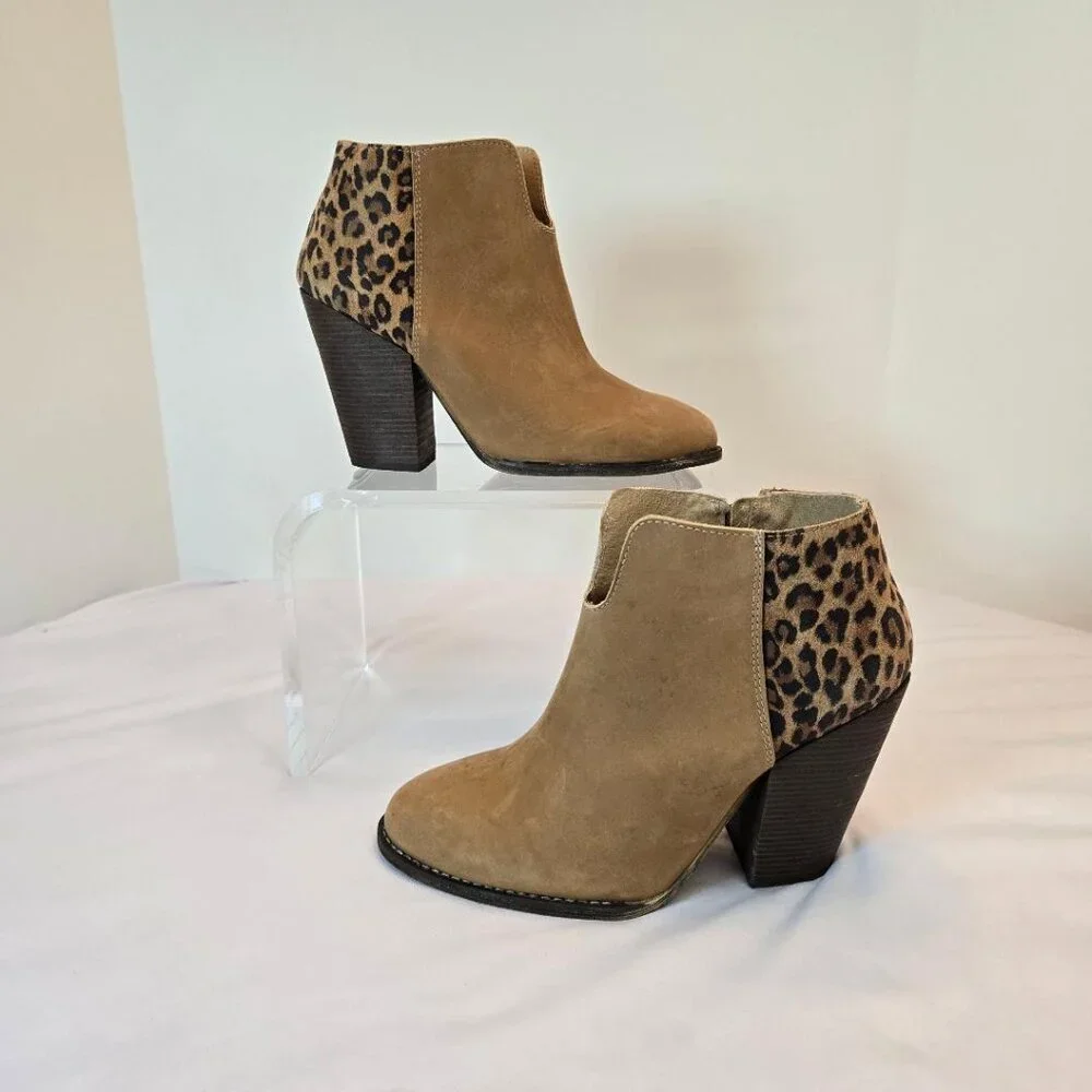 STERLING RIVER Forge Suede Camel/Leopard Rounded Ankle Boots Sz: 9.5